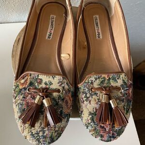 Celebrity Pink Slip On Flats Size 8.5 EUC